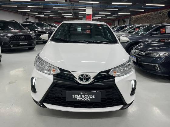 TOYOTA YARIS 1.5 16V FLEX XL MULTIDRIVE TOYOTA YARIS 1.5 16V FLEX XL MULTIDRIVE
